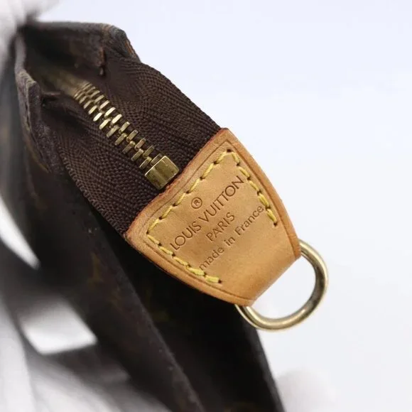 LOUIS VUITTON Monogram Bucket PM Accessory Pouch
